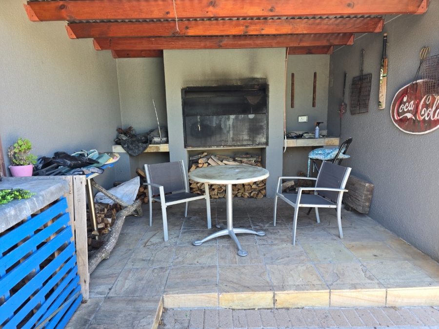 4 Bedroom Property for Sale in Milnerton Central Western Cape